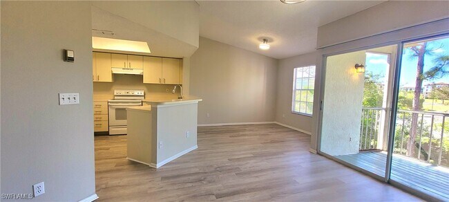 Building Photo - 1382 Wildwood Lakes Blvd