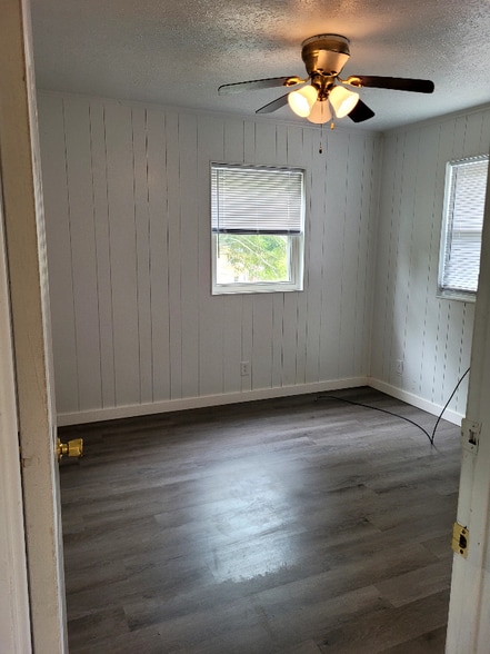 Building Photo - 218 Morning Dr