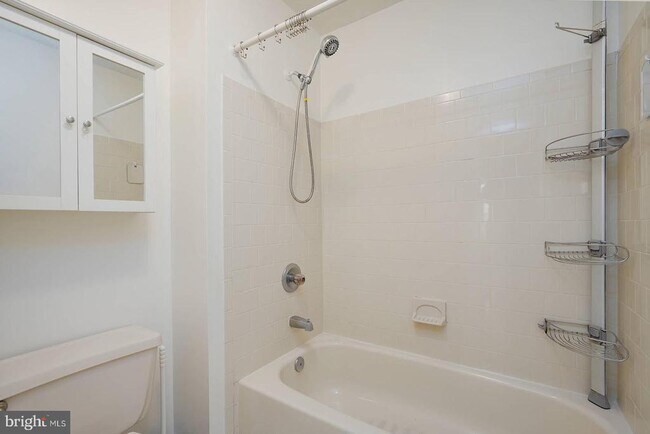 Building Photo - 9575 Donnan Castle Ct