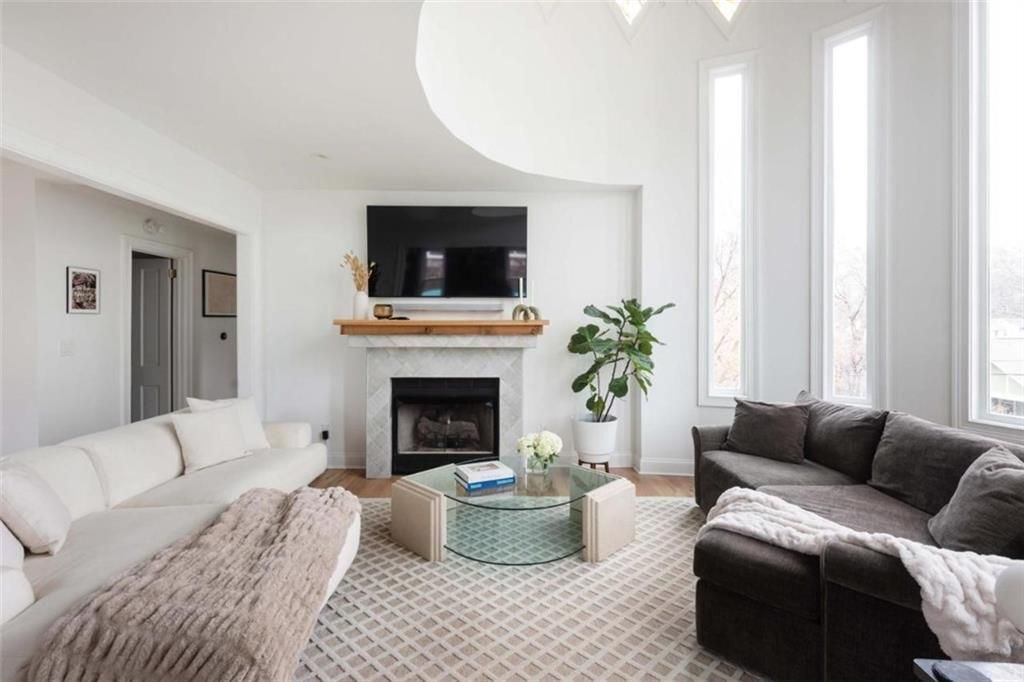 Building Photo - 467 Stovall St SE