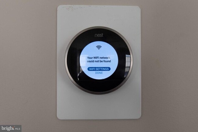 Building Photo - 408 Hendrix Ave