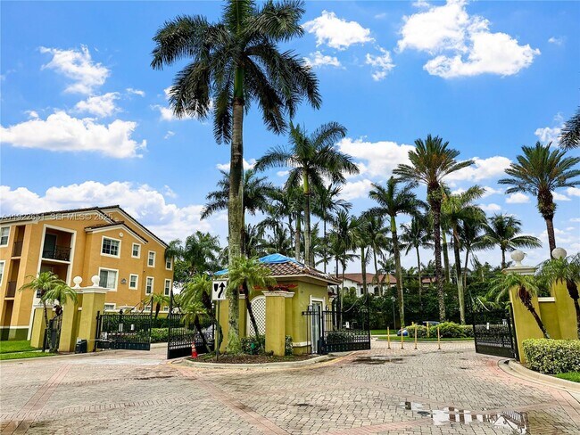 Building Photo - 2120 W Preserve Way