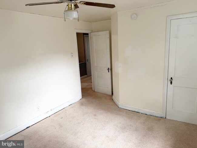 Building Photo - 1123 Chester Pike