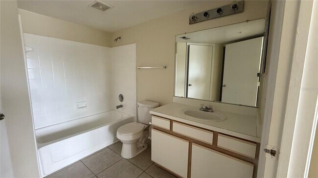 Building Photo - 2203 Key W Ct