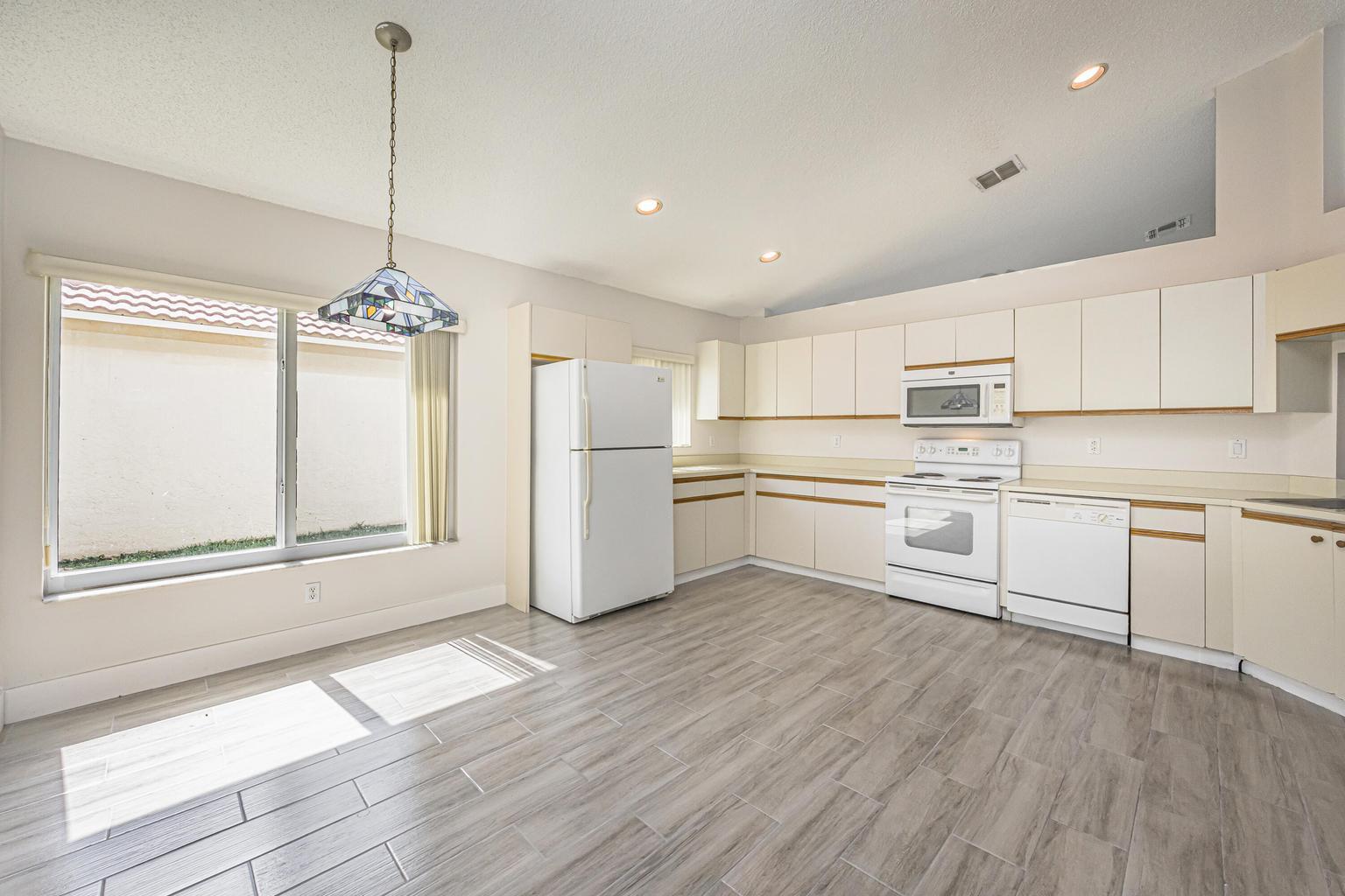 Building Photo - 5148 Rosen Blvd