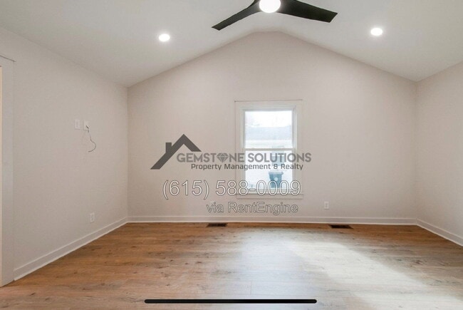 Building Photo - 217 Oxford Dr