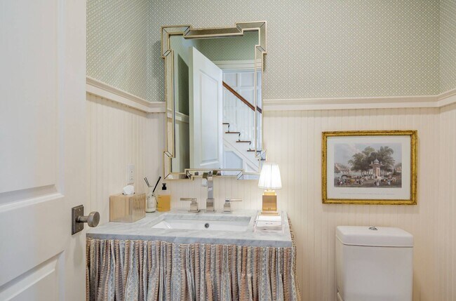 Building Photo - 63 Meadowmere Pl