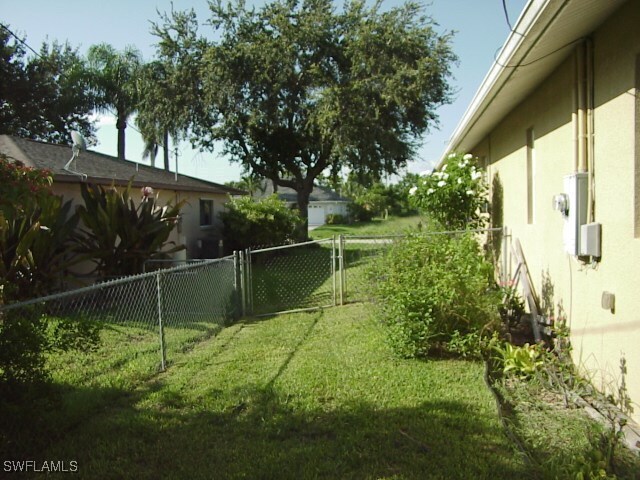 Building Photo - 1009 SW 33rd Terrace