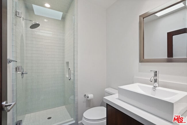 Building Photo - 458 N La Jolla Ave