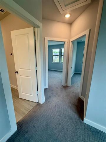 Building Photo - 1300 Ethan Dr