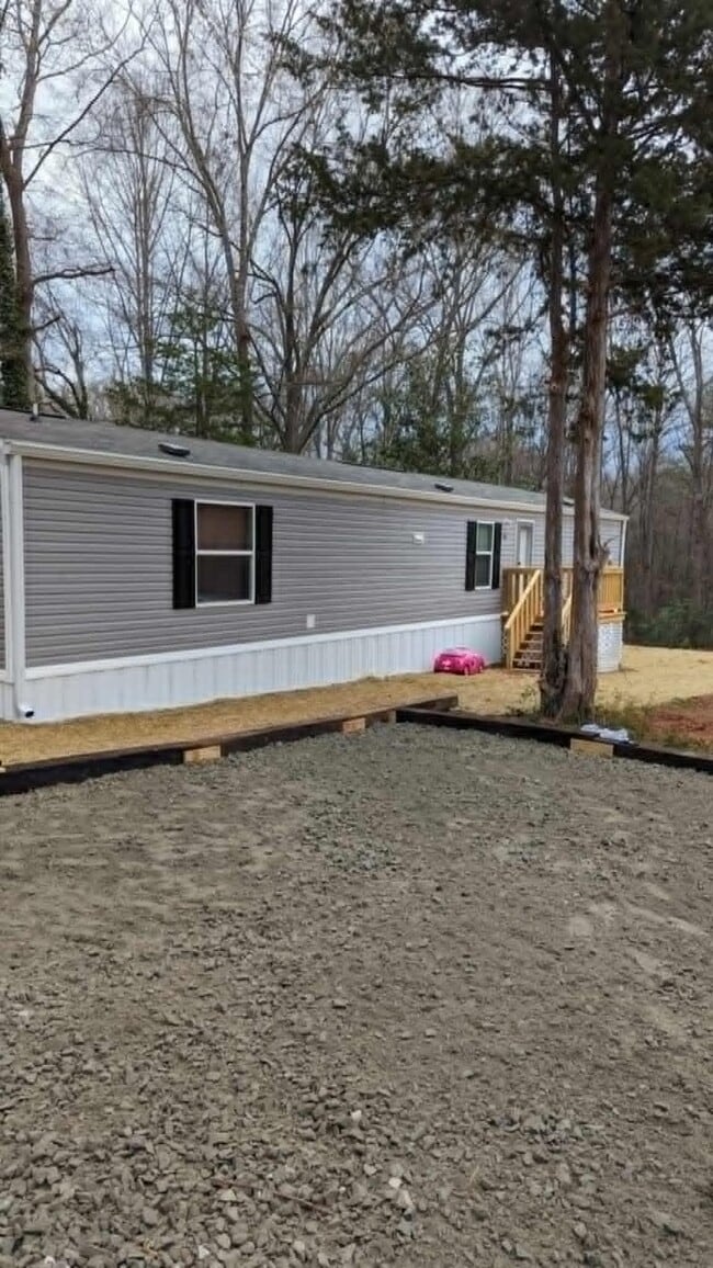 Building Photo - 514 Woodland Dr
