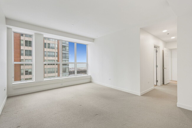 Building Photo - 415 E North Water St