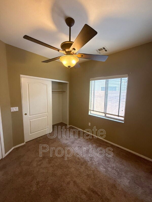 Building Photo - 8207 W Salter Dr