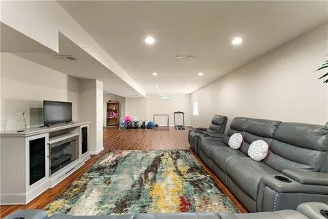 Building Photo - 114 Kestler Dr