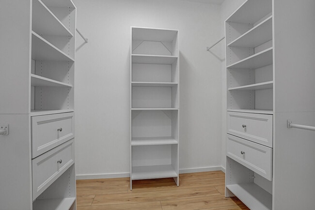 Building Photo - 9420 165th Pl N