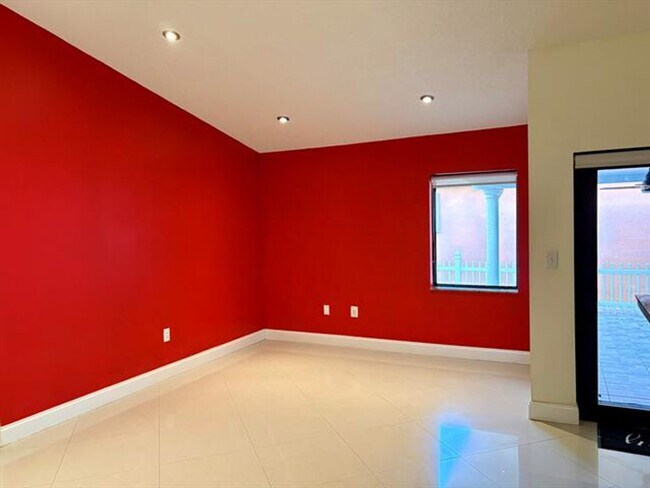 Building Photo - 14776 SW 138th Terrace