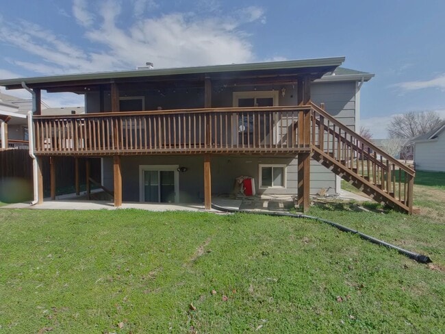 Building Photo - 1703 S Brandon St