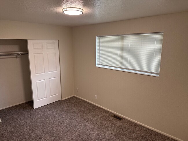 Building Photo - 4435 S 4000 W