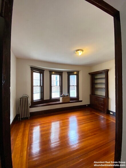 Building Photo - 62 Liberty Ave