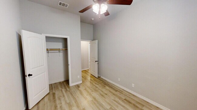 Building Photo - 904 Clanton Cove