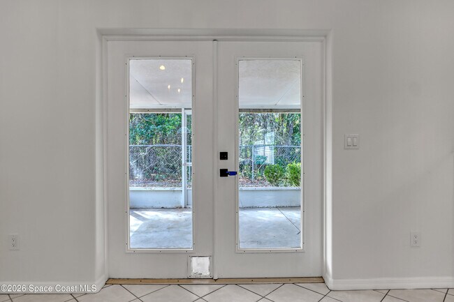 Building Photo - 4165 Eola Ave