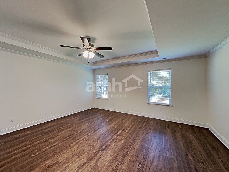 Building Photo - 12018 Riley Nicholes Wy