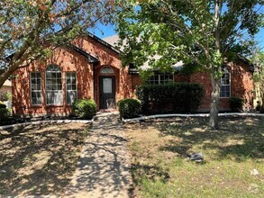 Building Photo - 1807 Waterwood Dr