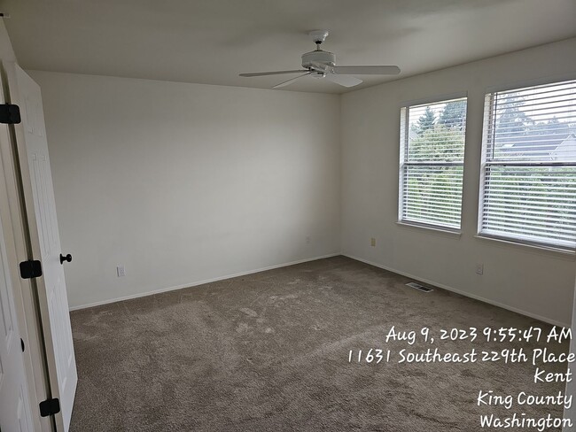 Building Photo - Kent East Hill 2 story home in Hurters Run Too, 3 bed 2.5 bath,  2 car garage and large fenced ya...