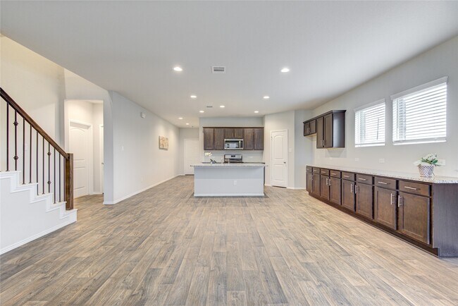 Building Photo - 4215 Fornari Ln