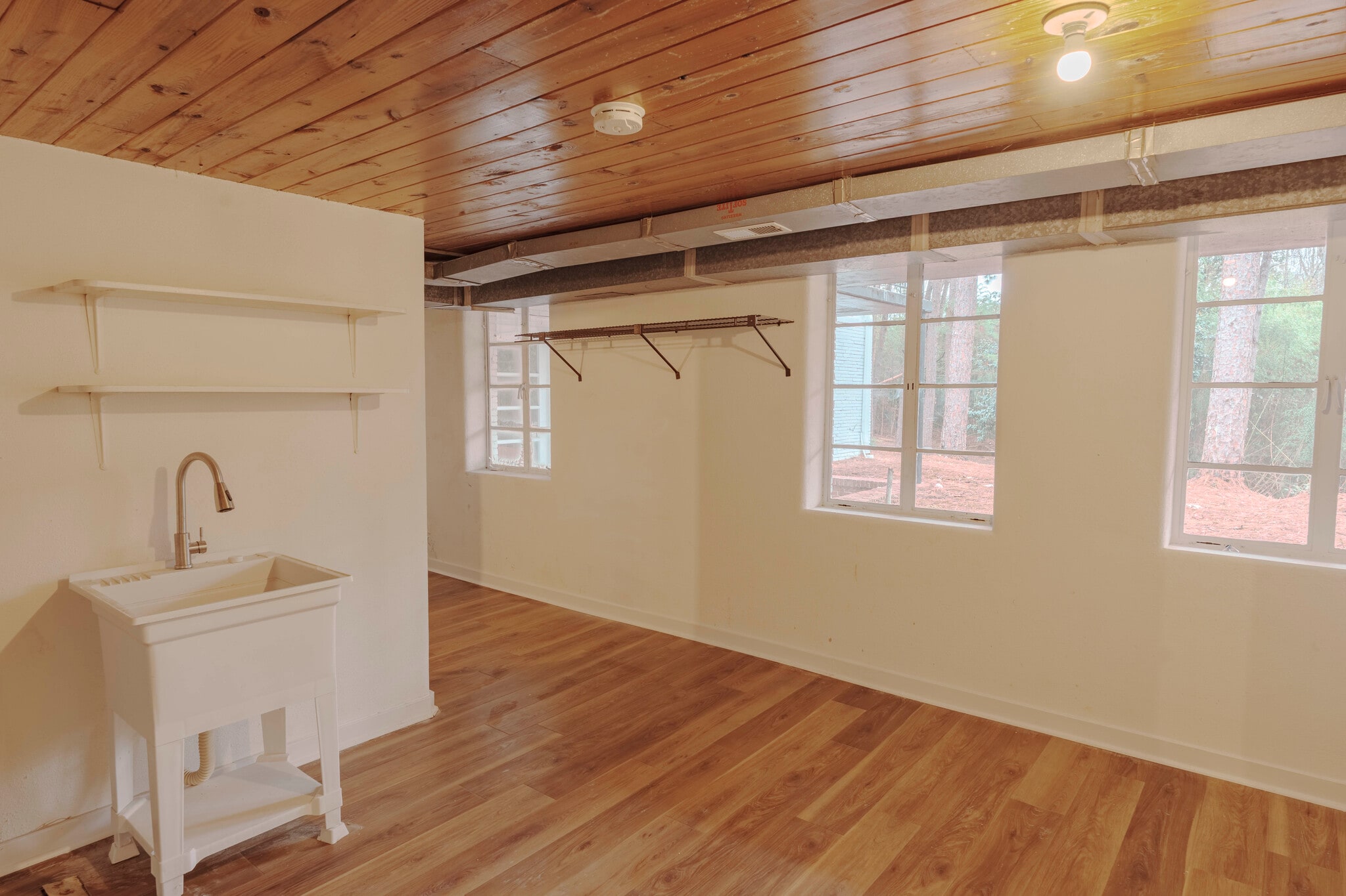 Building Photo - 1010 Bion Butler Rd