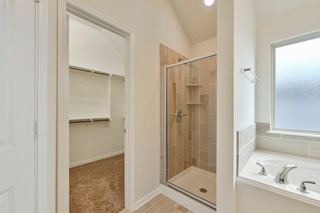 Building Photo - 2133 Dumfries Dr