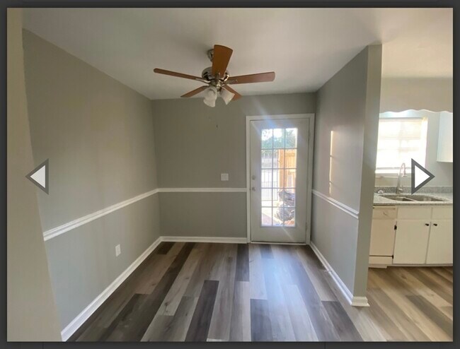 Building Photo - 940-702 Glenn Street, West Columbia, SC 29169