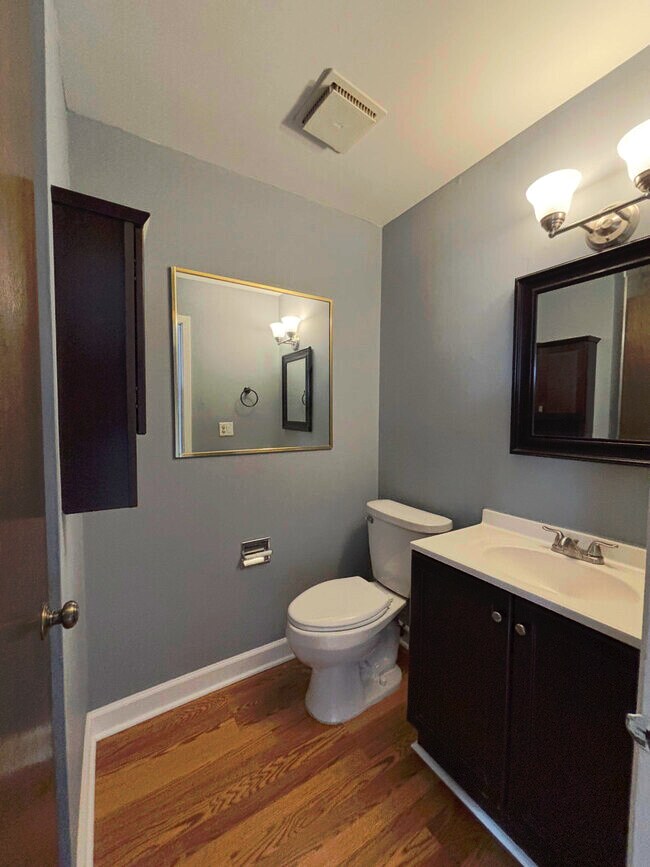 Building Photo - 175 N Waters Edge Dr