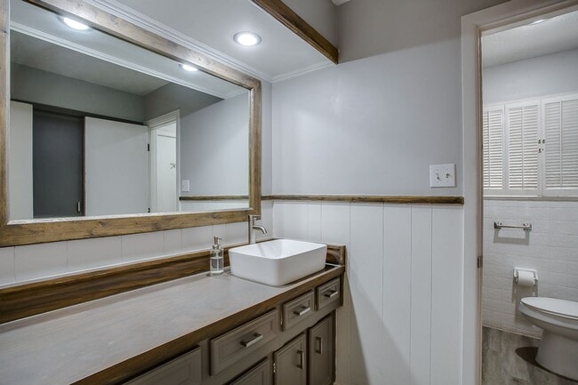 Building Photo - Pre Leasing in Melanie Park!