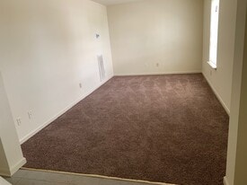 Living Room - 319 Cedar Xing