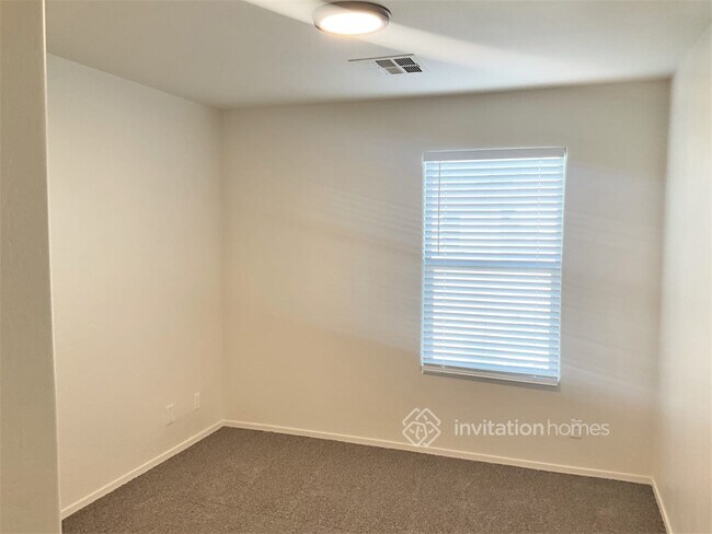 Building Photo - 13405 N 87th Dr