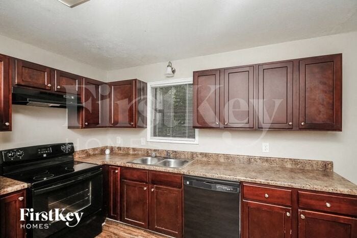 Building Photo - 4222 Anneewakee Rd