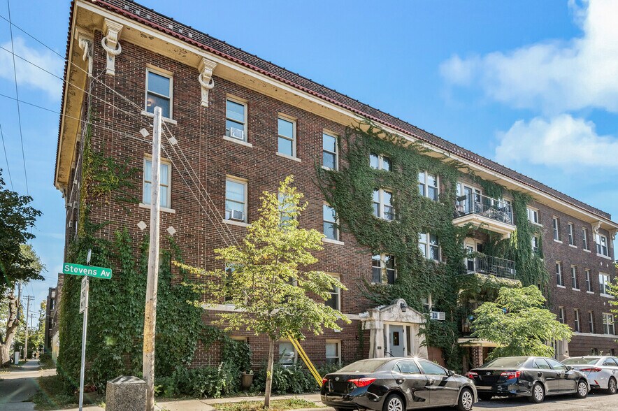 Unit is on left, NW corner. - 1705 Stevens Ave