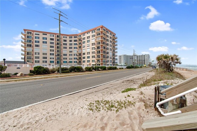 Building Photo - 3600 S Ocean Shore Blvd