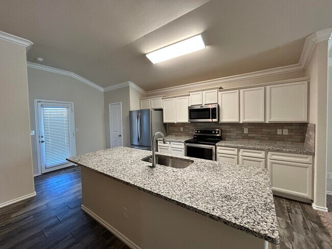 Building Photo - 7424 104th St