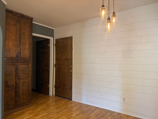 Building Photo - 5308 Angelina Ave