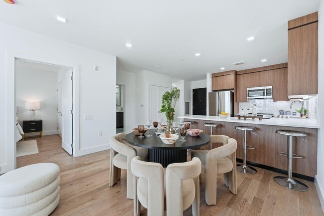 Building Photo - 8404 4th Ave