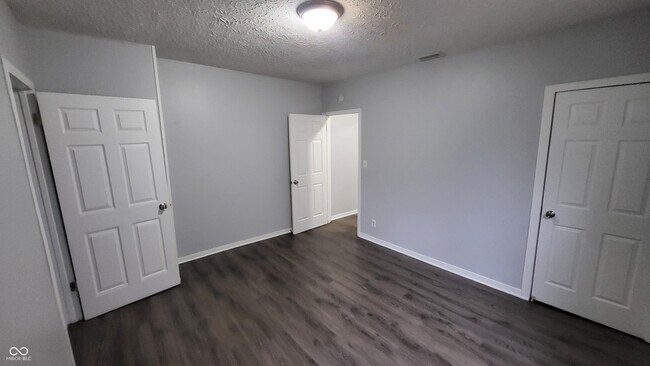 Building Photo - 655 Birch Ave