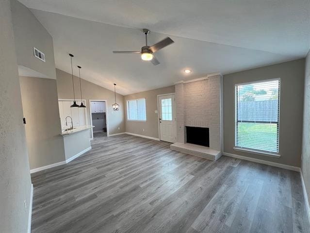 Building Photo - 1741 Clarendon Dr