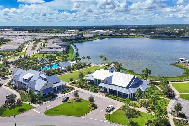 Building Photo - 8375 Windbound Ct