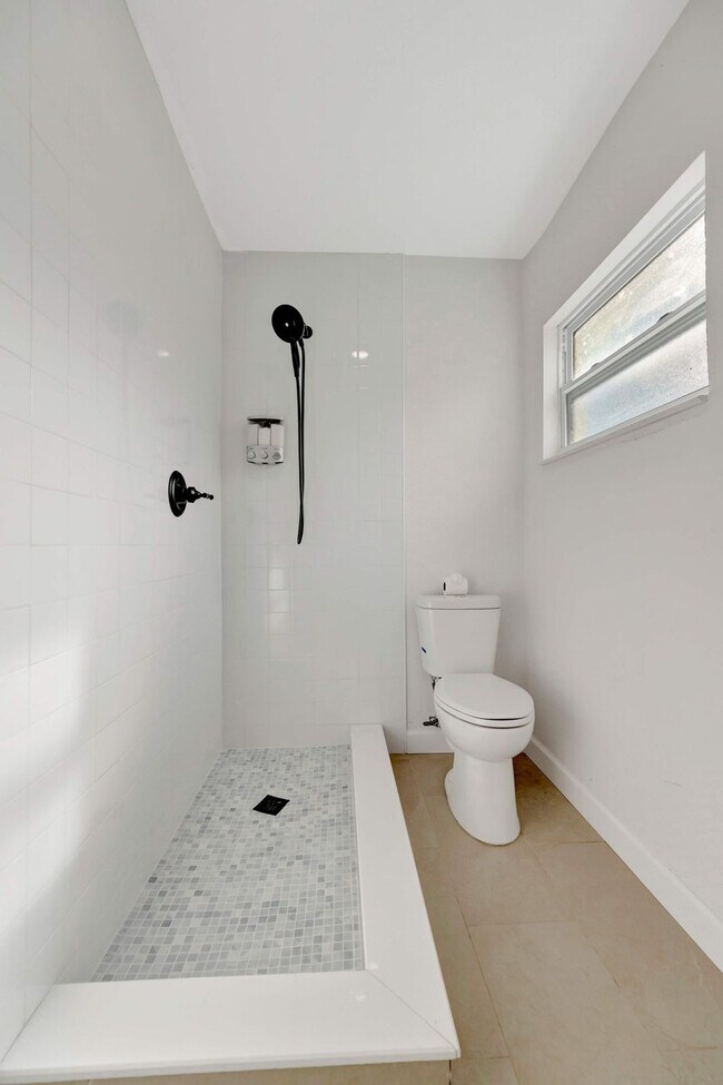 Building Photo - 3396 Minnow Creek Dr