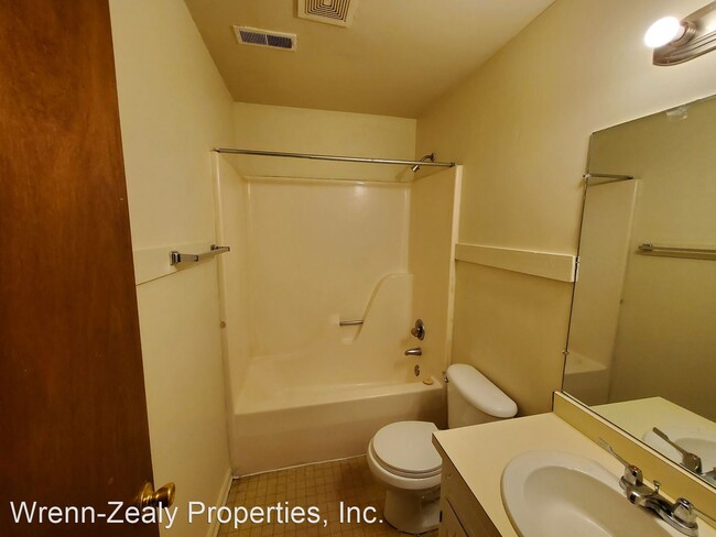 Building Photo - 2 br, 1 bath House - 1724 Spry Street
