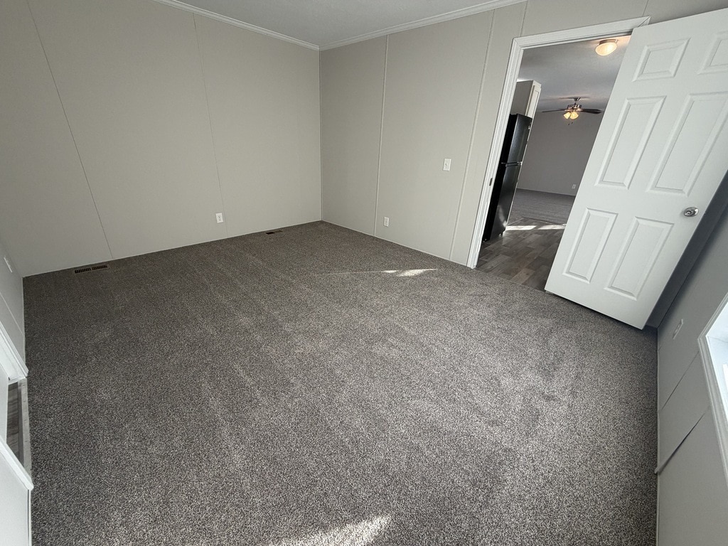 Building Photo - 38027 Leverette Ave