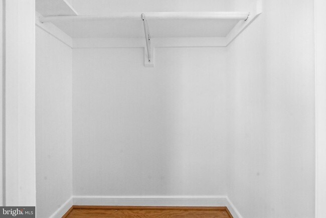 Building Photo - 777 7th St NW