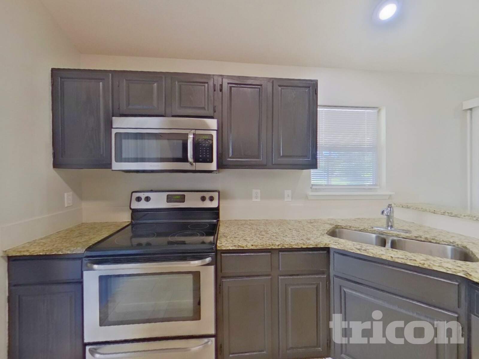 Building Photo - 8115 Mactavish Way E